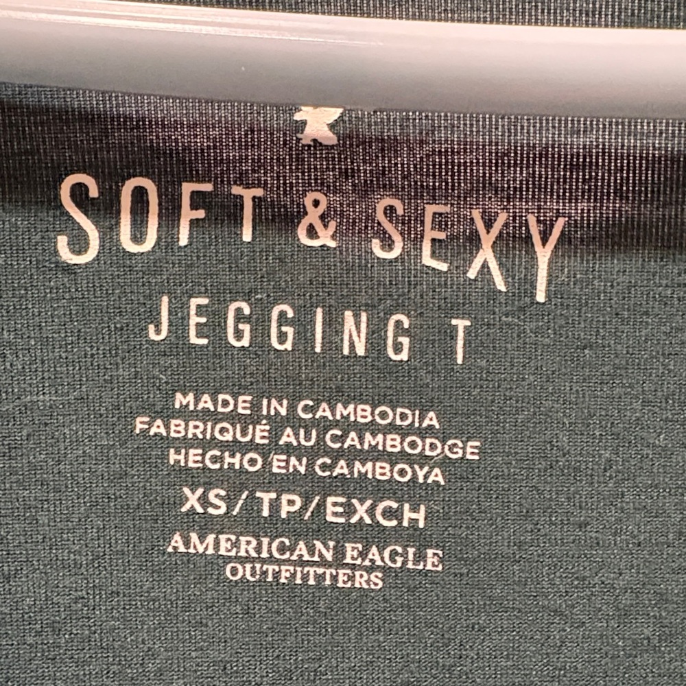 American Eagle Soft & Sexy Long Sleeve Top - Picture 3 of 4